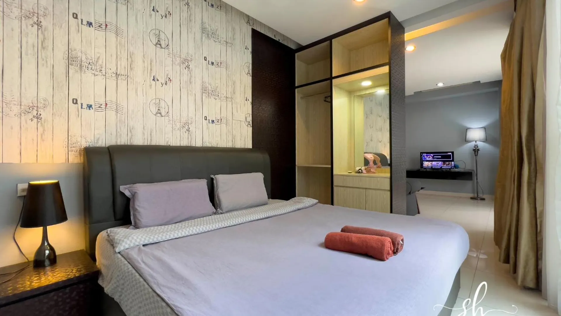 Regalia Residence The Sky Pool Suite Kuala Lumpur