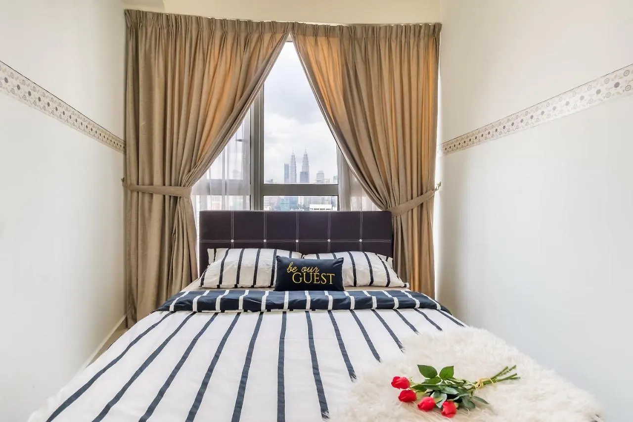 Regalia Residence The Sky Pool Suite Kuala Lumpur